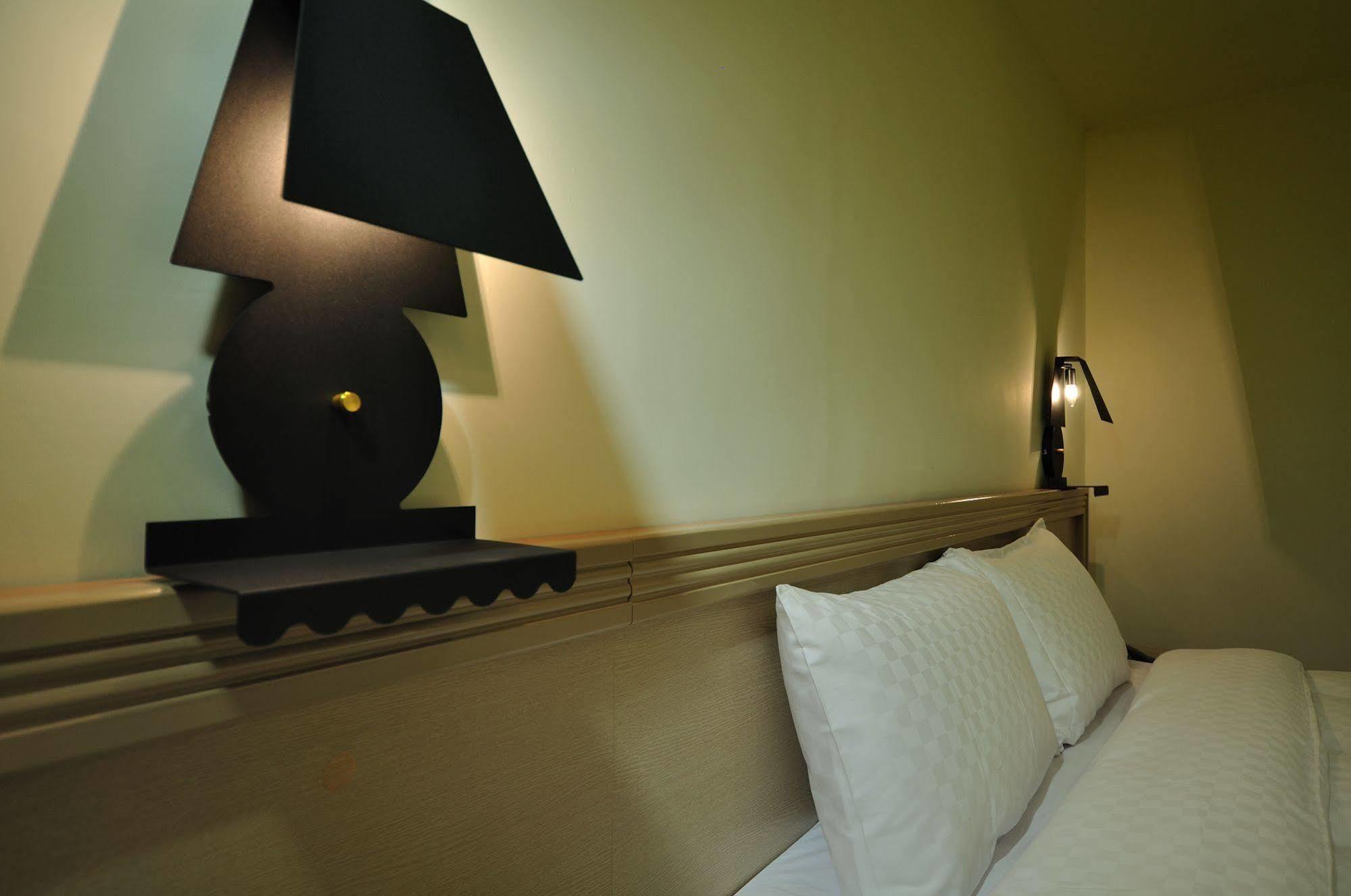 Bravo Hotel Taichung Buitenkant foto